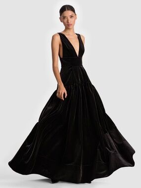 LILA VELVET GOWN